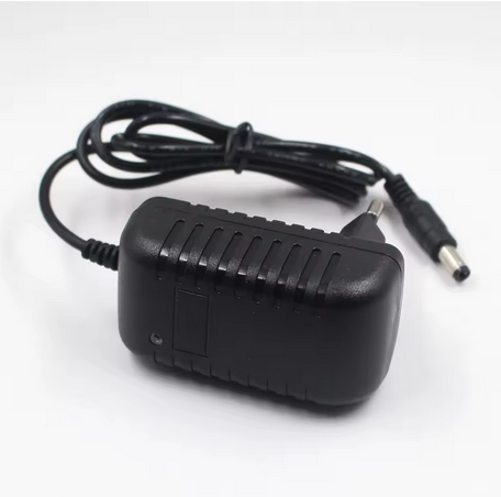 Зарядно 2А 8.4V за лодка за захранка