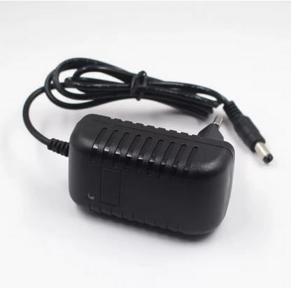 Зарядно 2А 8.4V за лодка за захранка